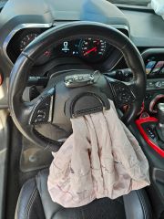 2017 Chevrolet Camaro 1SS - Interior Steering Wheel With Keys Image